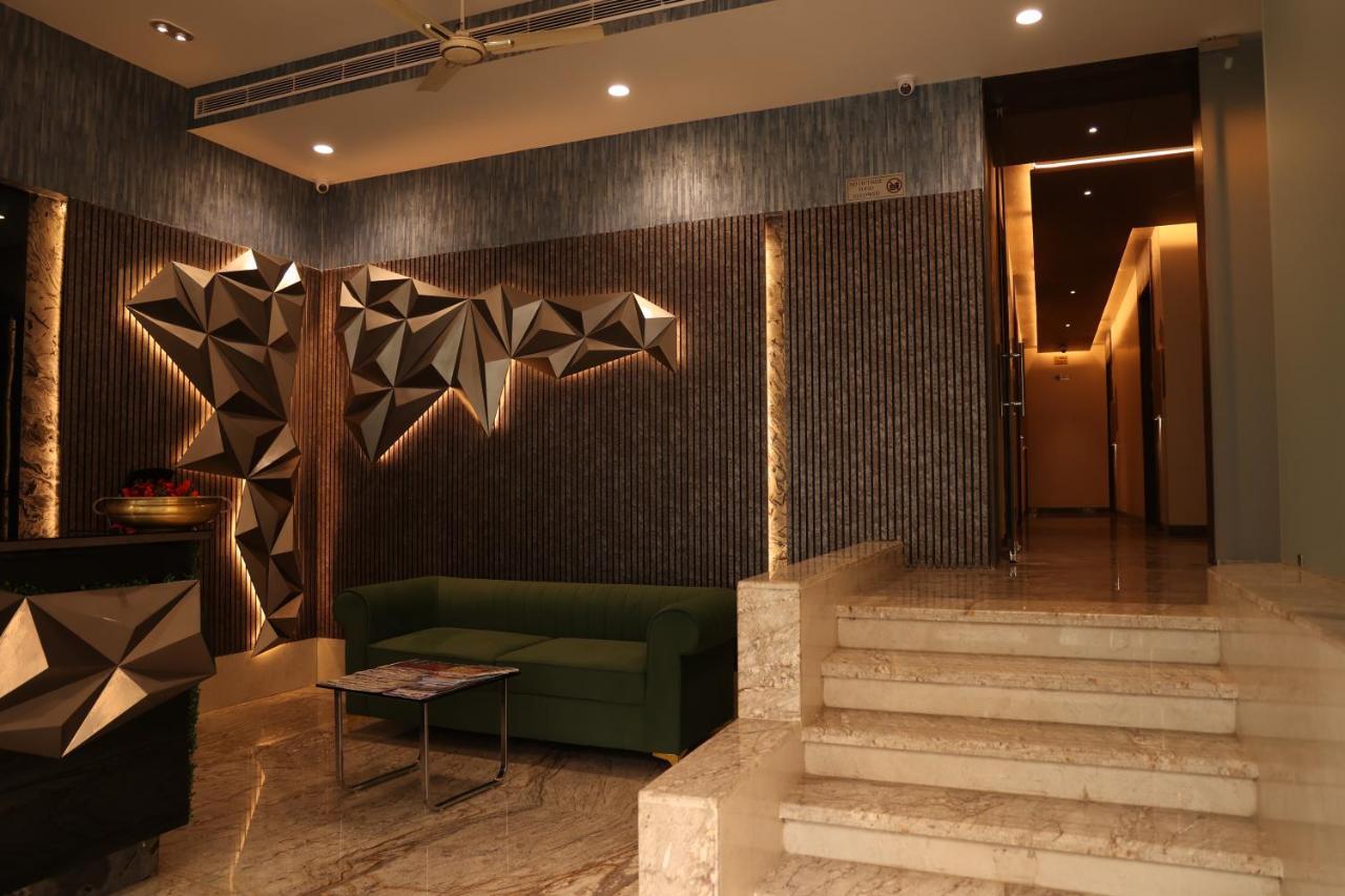 Hotel Pinaka Inn لاكناو المظهر الخارجي الصورة