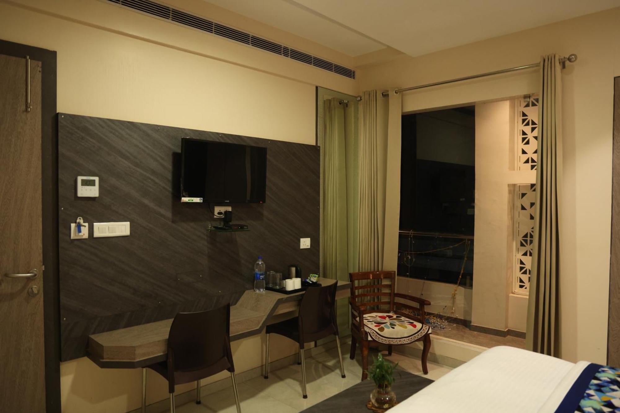 Hotel Pinaka Inn لاكناو المظهر الخارجي الصورة