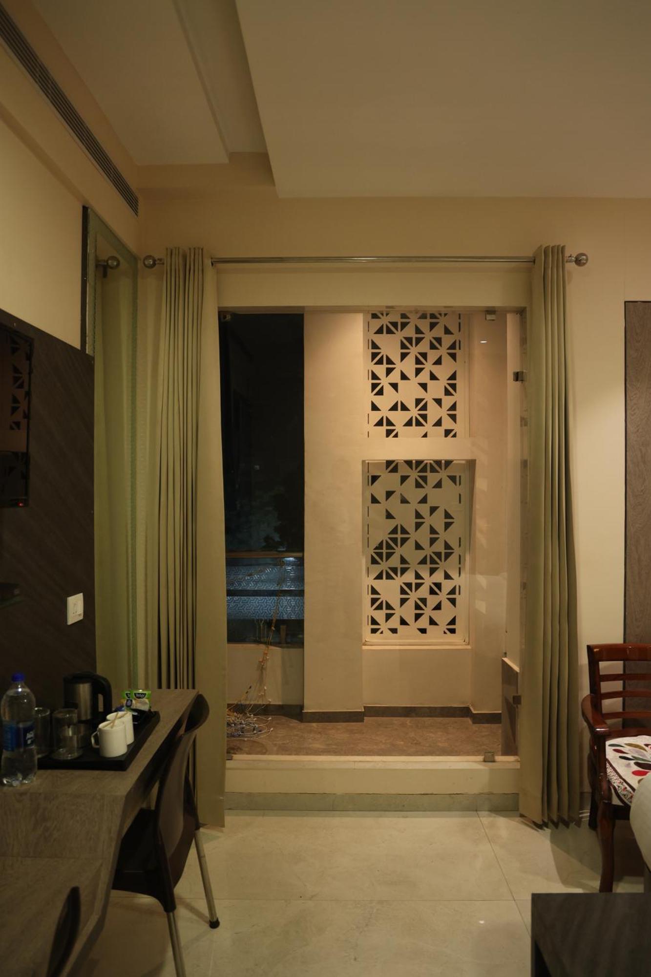 Hotel Pinaka Inn لاكناو المظهر الخارجي الصورة
